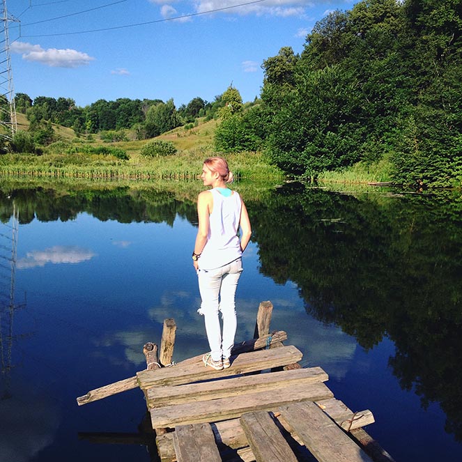 travel-2022-11-15-05-23-20-utc